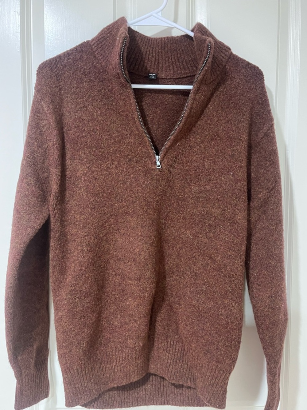 Uniqlo Zip-Front Sweater in Rust Brown